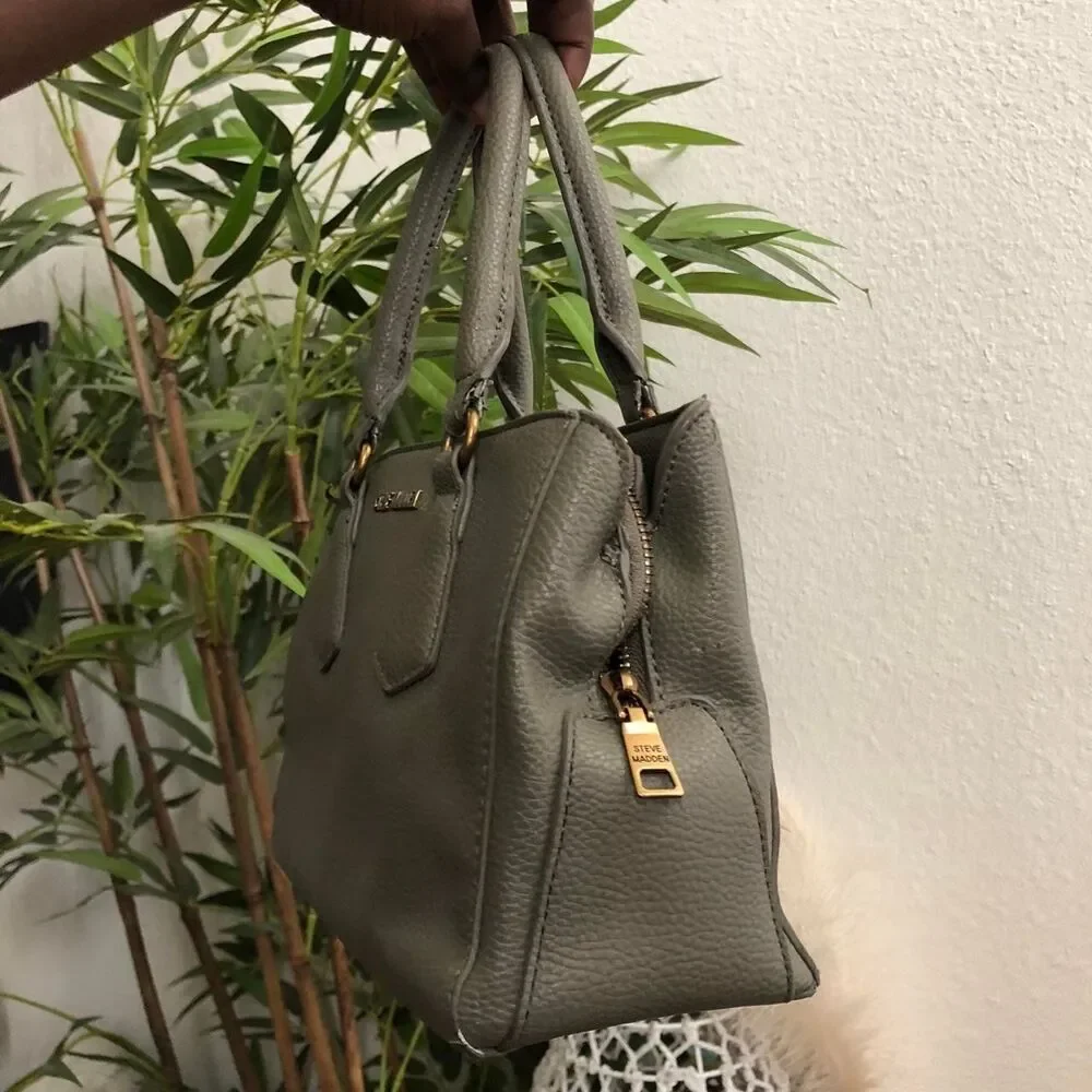 Green Steve Madden Pebbled Leather Satchel shoulder hand bag purse. Was $145+